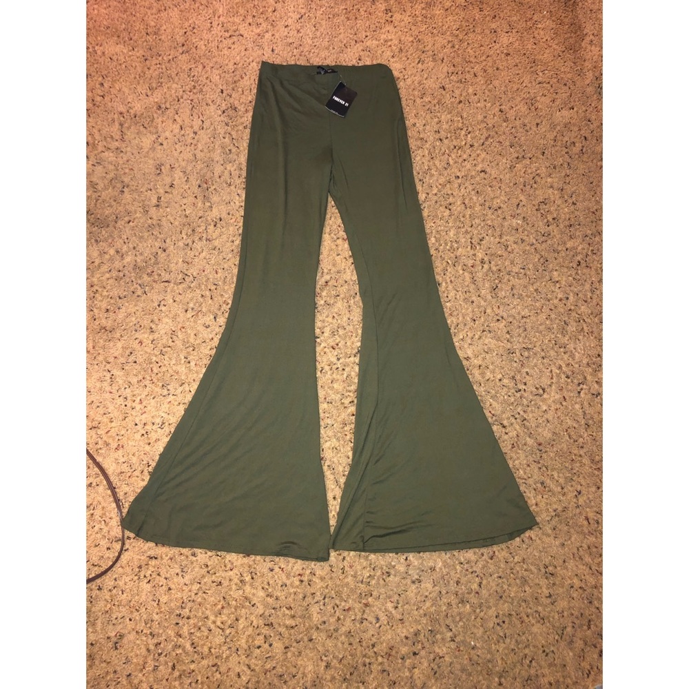 Wide leg pants from Forever 21.